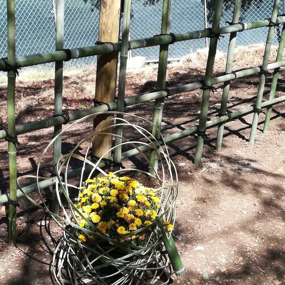 竹垣 四つ目垣 花かご 竹ひご